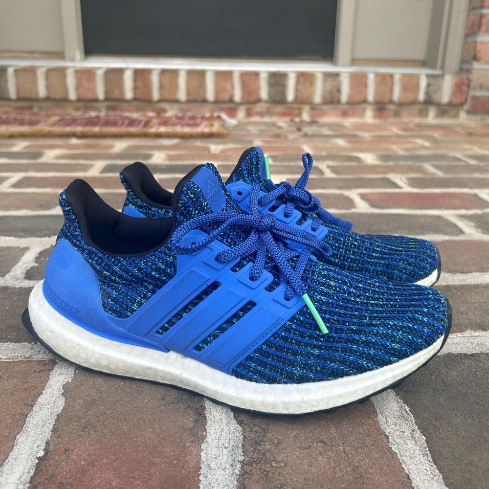 adidas Ultra Boost 4.0 Hi Res Blue knit sneakers CM8112 Men’s 7 Women’s 8.5